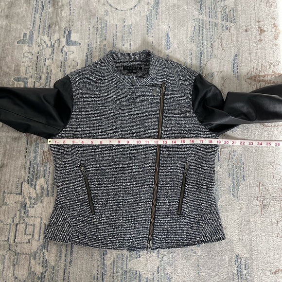 Theory tweed and leather jacket - Picture 7 of 10